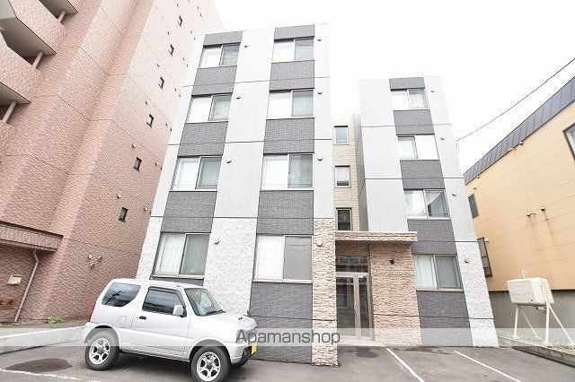THE RESIDENCEの外観写真