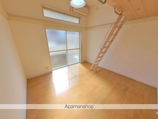 レオパレス南高江IIの内装写真
