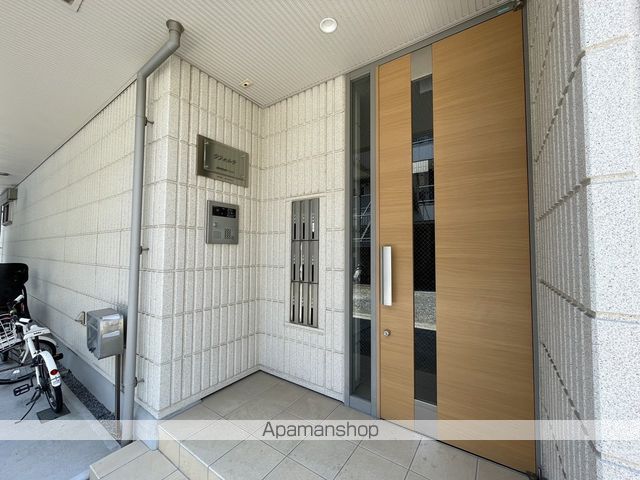 ラフォルテの玄関写真