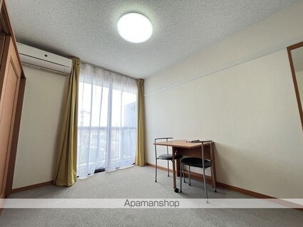 レオパレスセカンド[1K/23.18m2]のリビング・居間2