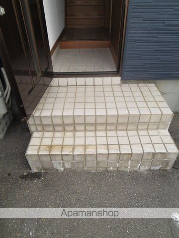 カルタス21の玄関写真