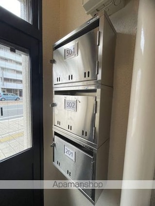広島県広島市中区東白島町[1R/34m2]の共用部