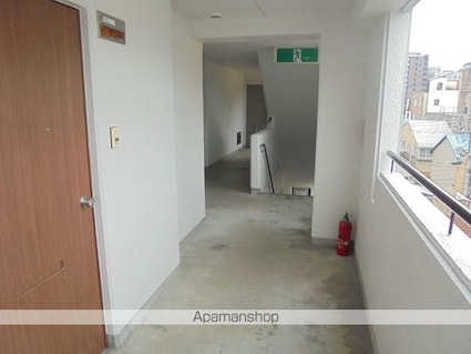 東京建設松本ビル[事務所/141.9m2]の共用部6