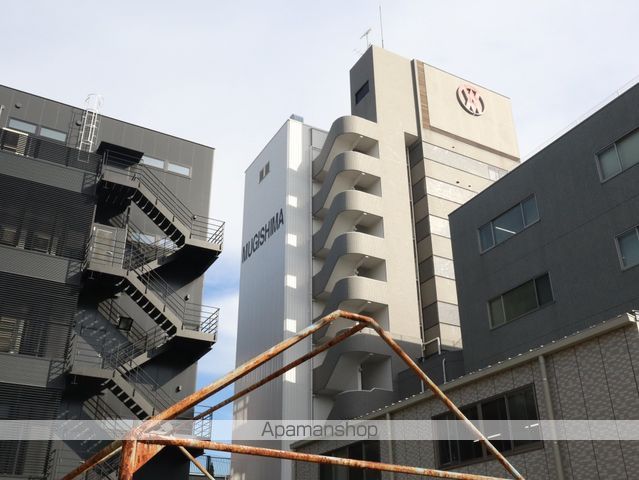 麦島建設本社ビルの外観写真
