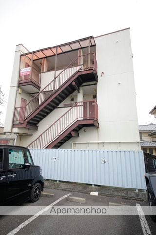 サンパークビルの外観写真