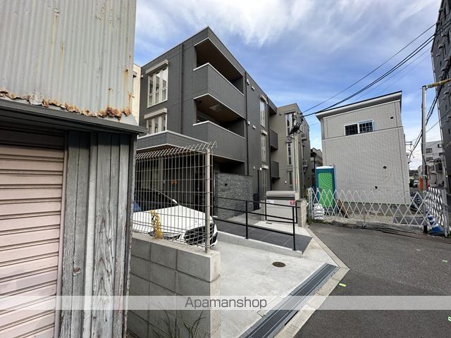 アドモアコート三津屋中の外観写真