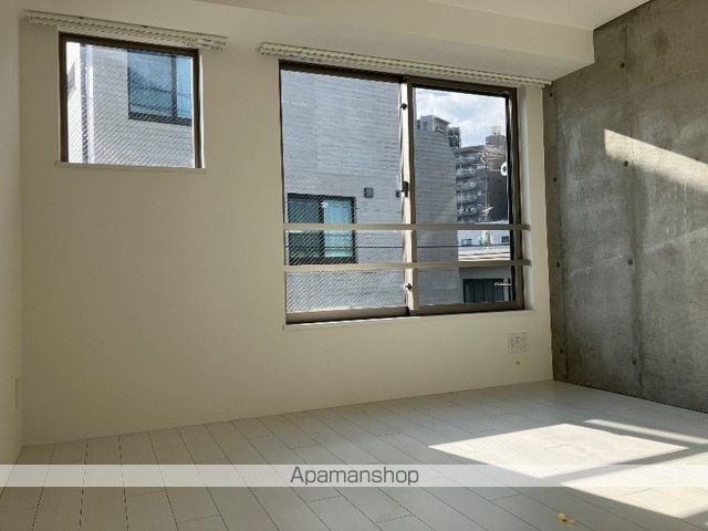 LEGALAND三軒茶屋SOUTHの内装写真