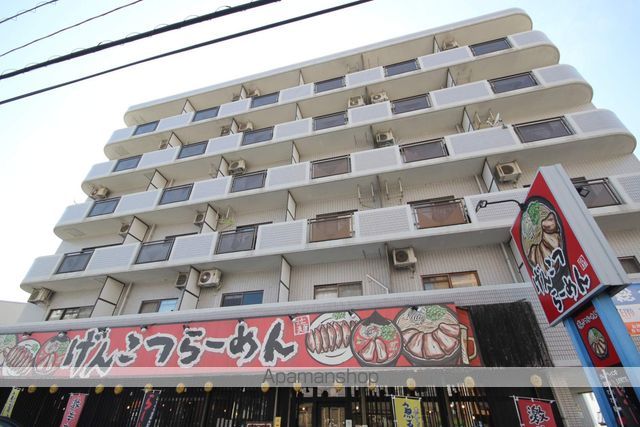 エスコート西原の外観写真