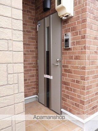 長野県岡谷市長地柴宮３丁目[2LDK/56.51m2]のエントランス