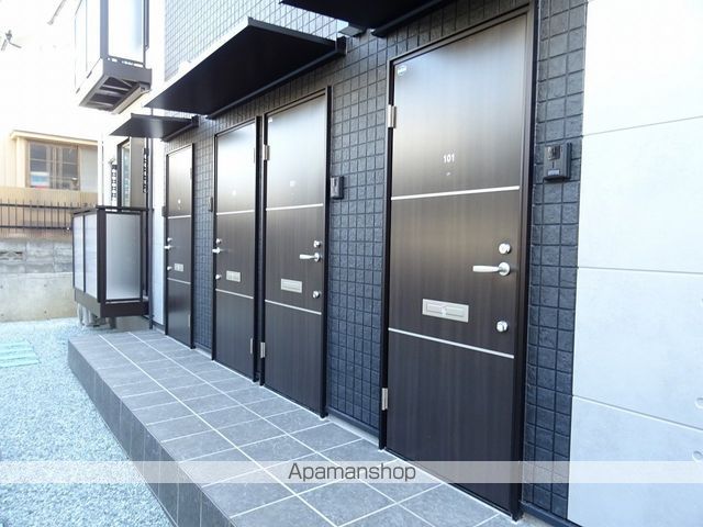 LibraCourt東仙台の玄関写真