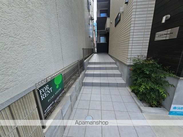 リスケリア向島の玄関写真