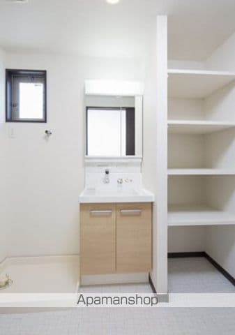 折戸町2-1-2戸建賃貸の内装写真