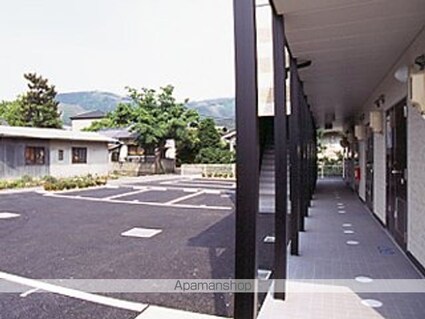 レオパレスＳｕｎ　ＭＩＳＵＺＵ[1K/23.18m2]の駐車場2