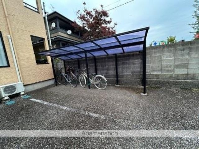 ロイヤルコート浜松町の外観写真