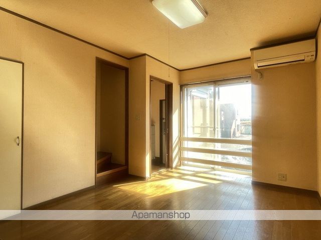 ユージンの内装写真