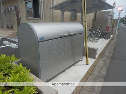 東京都福生市大字熊川[2LDK/61.69m2]の共用部5