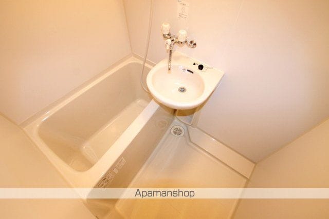 エクセレント上新12の内装写真