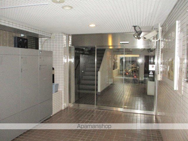 ダイアパレス上野の玄関写真
