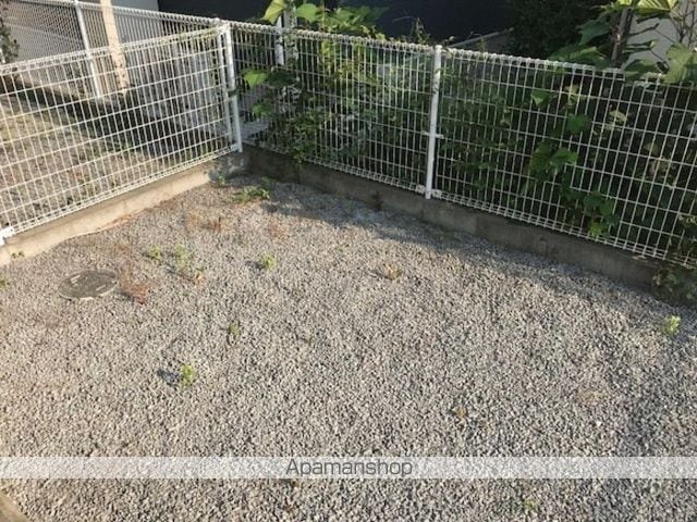 ハナズオウの内装写真