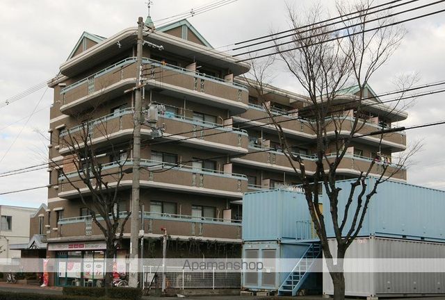 アルファワンの外観写真