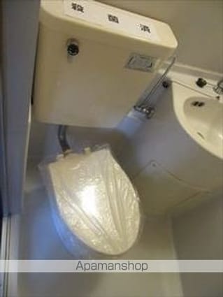 ファミーユ石堂[1K/24m2]のトイレ