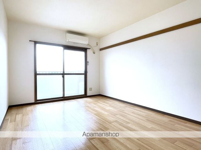 グランドゥールIIIの内装写真