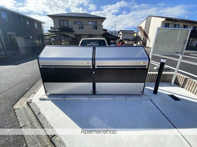 ストロベリーフィールドの内装写真