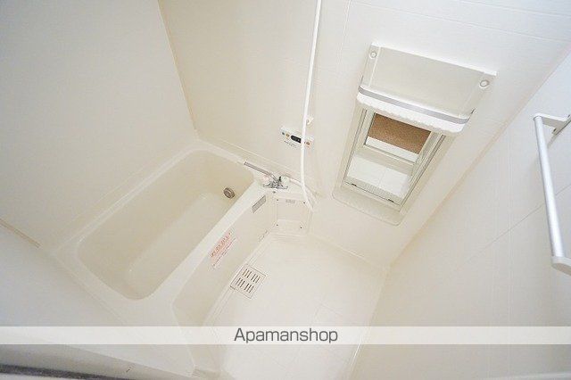 エヴァーグリーンFの内装写真