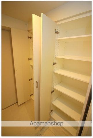 TLRレジデンス本町ウエストの内装写真