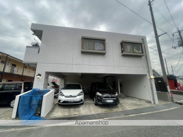 西本ビルの外観写真