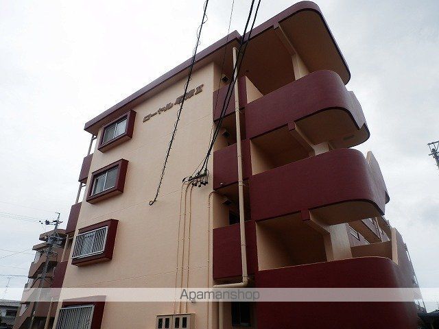 ローヤル石津IIの外観写真