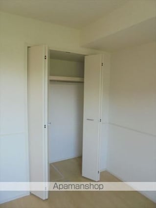 サン　ベル　Ⅲ[2LDK/49.6m2]の収納