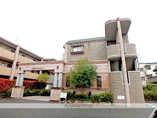シャルマン原の外観写真