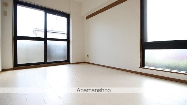 ラ・コモードの内装写真