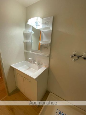 香川県高松市伏石町[2LDK/69.3m2]の洗面所