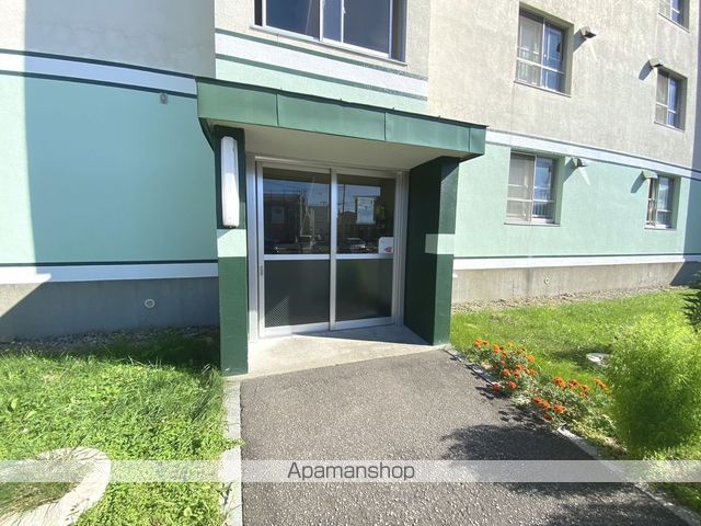 ユートピア川原1号棟の玄関写真