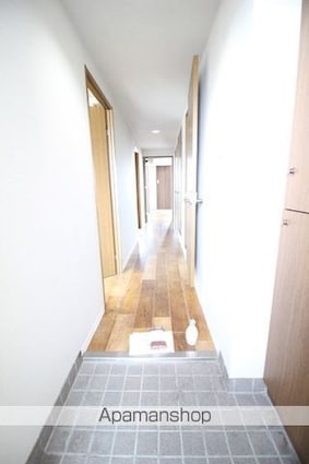 岡山県岡山市南区西市[2LDK/55m2]の玄関
