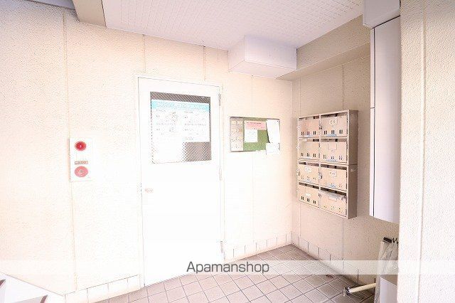 サンワハイムの玄関写真