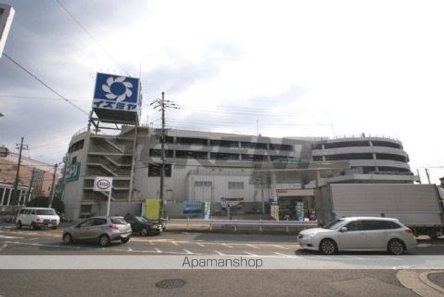 エバー・グリーン六地蔵駅前の周辺写真