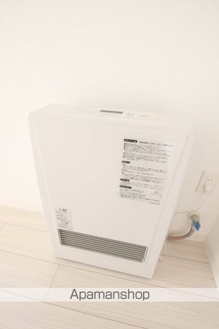 HOPE N8E8の内装写真