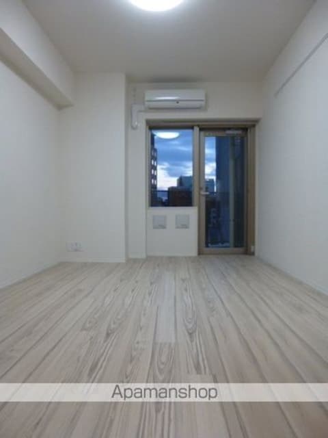 東京都港区新橋５丁目[1R/25.52m2]のリビング・居間