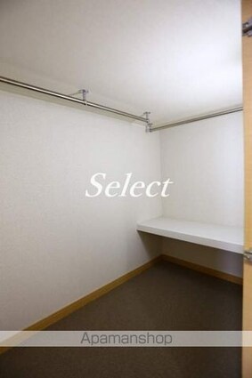 レオパレスフォレスタ磯子[1K/19.87m2]の収納