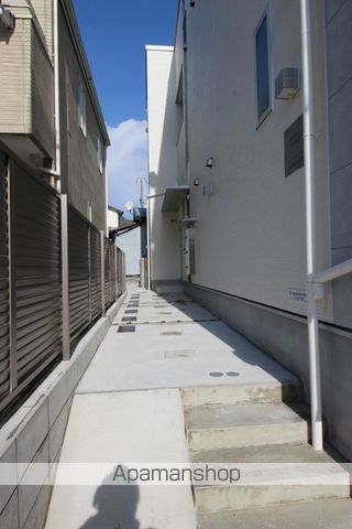 OASIS IKEDA A棟の玄関写真