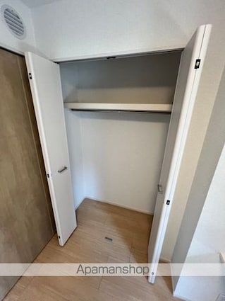 Ｅ．ステージ　新御徒町[1DK/30.94m2]の収納