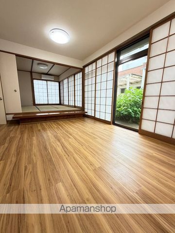 西武鉄道新宿線 井荻駅 徒歩12分 2階建 築50年の内装写真