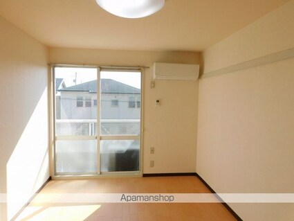 グリーン御膳洞[2LDK/52.01m2]のリビング・居間