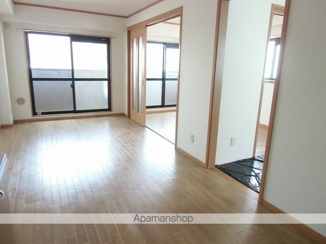 シャトゥ ドゥ ファミの内装写真