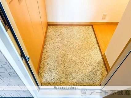 ハーミテージ　Ｃ棟[2LDK/61.6m2]の玄関