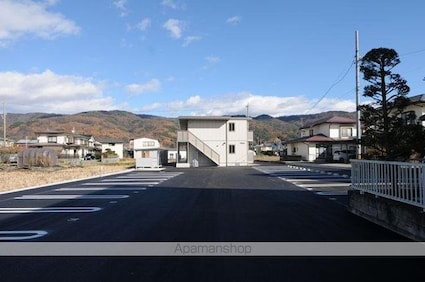 スカイ・カープ[1LDK/35.5m2]の駐車場