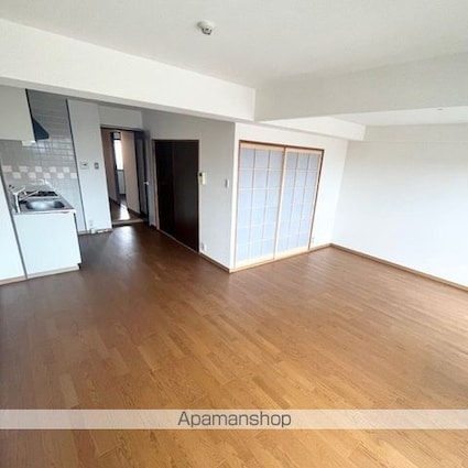 アドニス吉田[2LDK/62.6m2]のリビング・居間